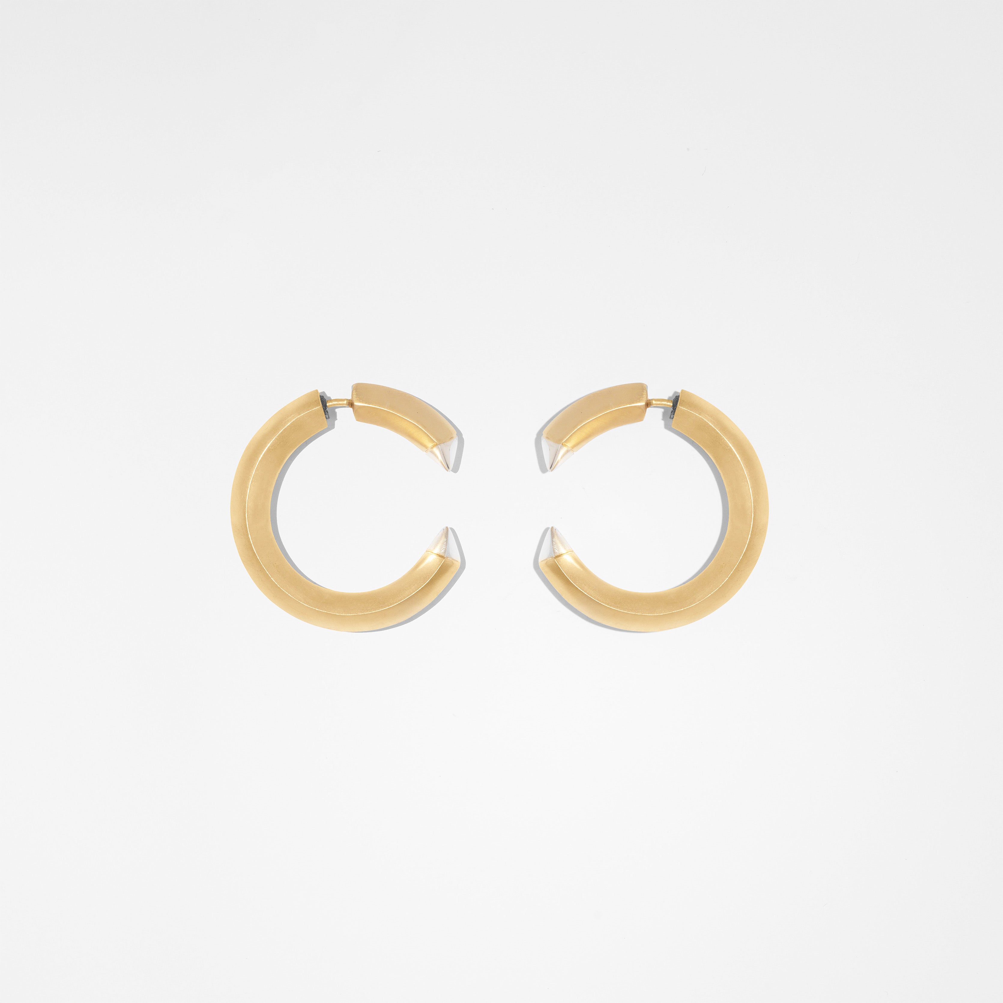 Argola Garra Banho Ouro 18k