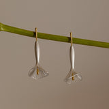 Brinco Copo de Leite II Prata